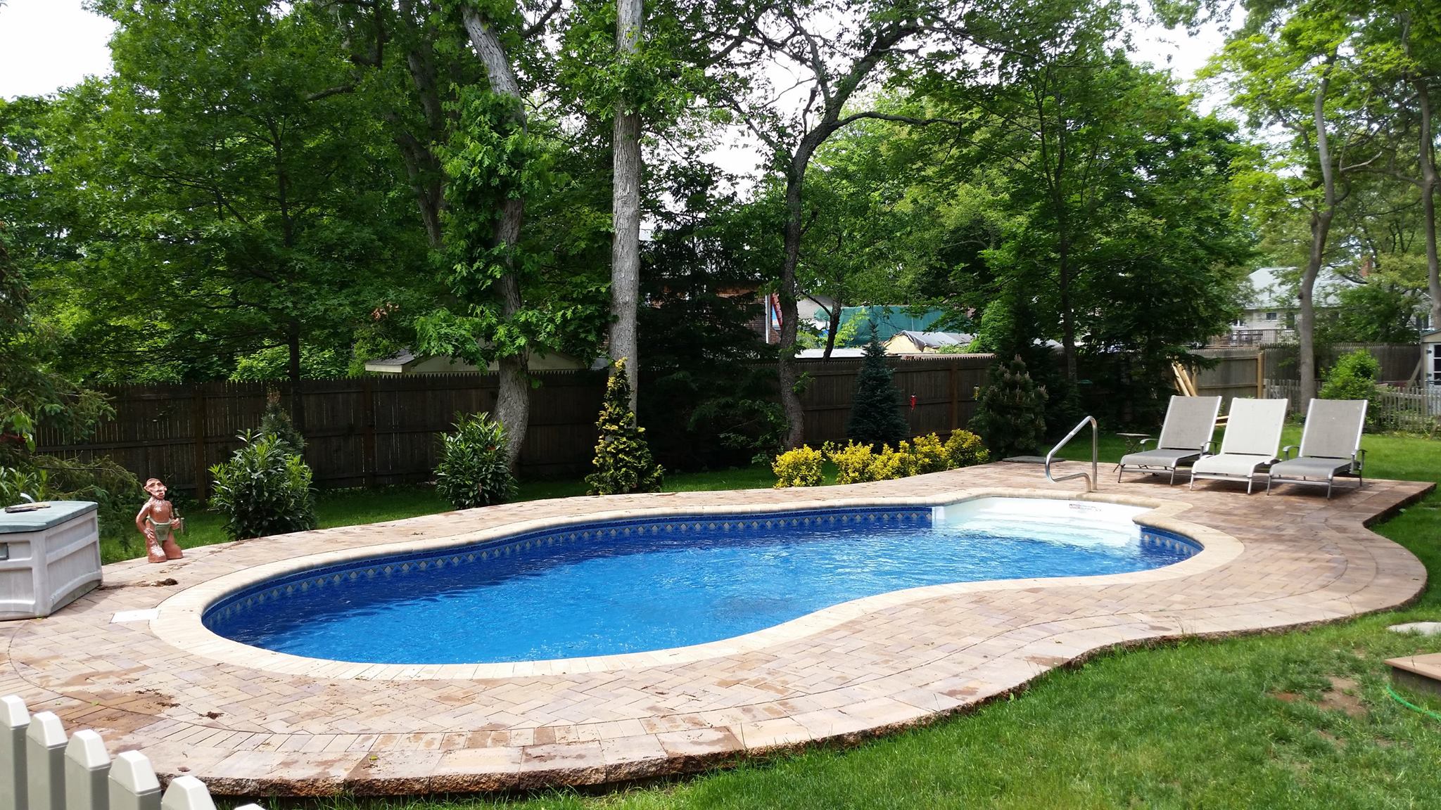 When Is the Right Time to Open My Swimming Pool in Pennsylvania?